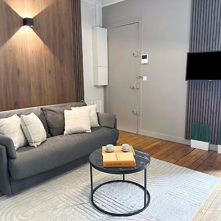 Ferienwohnung Unique Flat Near Louvre & Palais Royal Paris Exterior foto